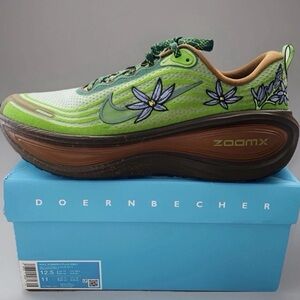 Size 12.5w / 11m - Nike Zoom Vomero 5 Plus Doernbecher Molly Bell IO7687-921 NEW